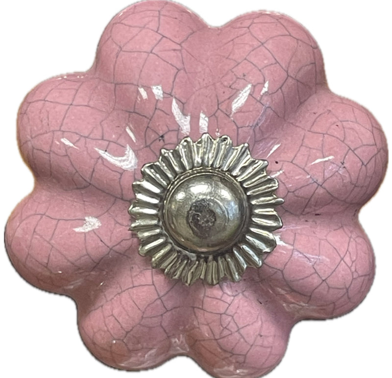 Knob | Pink Crackle Scalloped (28)